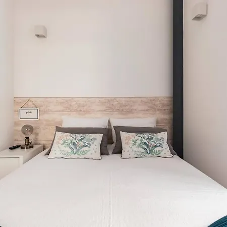 Neptuno Boutique - No Coracao Do Centro De